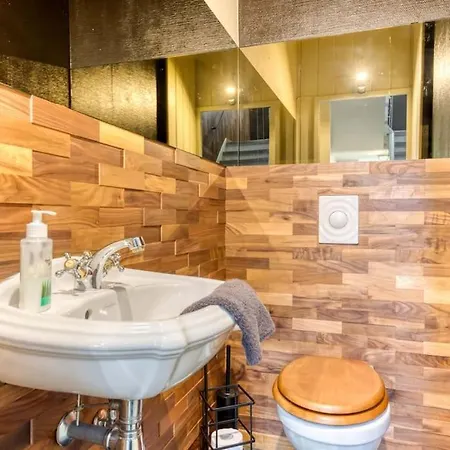 Maison De Maitre Entier, Hot Tub Jacuzy