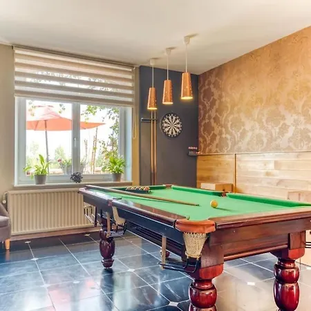 Maison De Maitre Entier, Hot Tub Jacuzy וילה סנט - אודה